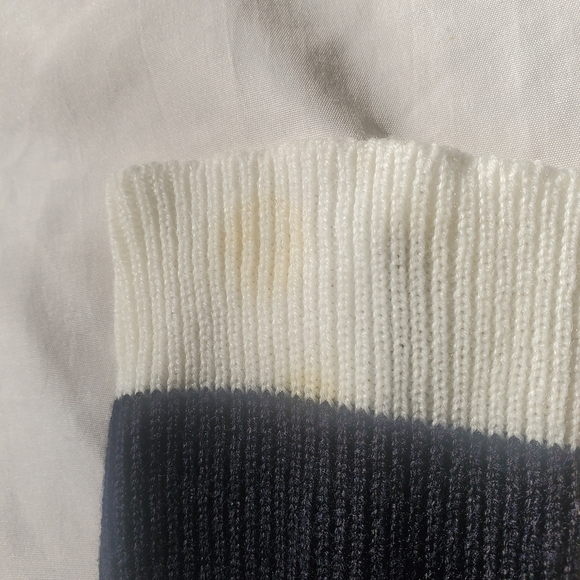 Iris Setlakwe womans top with hoodie Has Small Flaw Business Casual Size SP - Picture 12 of 12